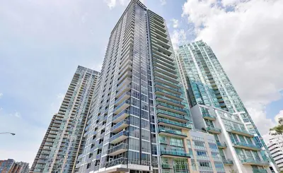 223 Webb Drive 2505, Mississauga, On L5b 0e8