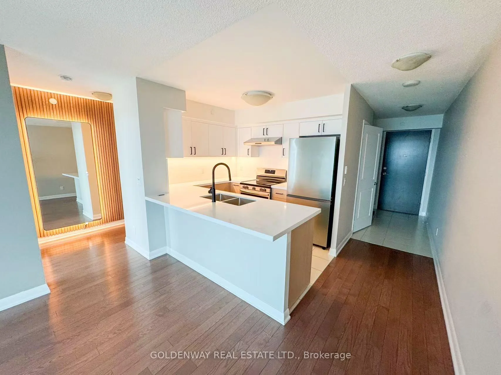 205 Sherway Gardens Road 1608, Toronto W08, ON M9C 0A5