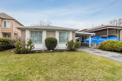 Detached in Toronto