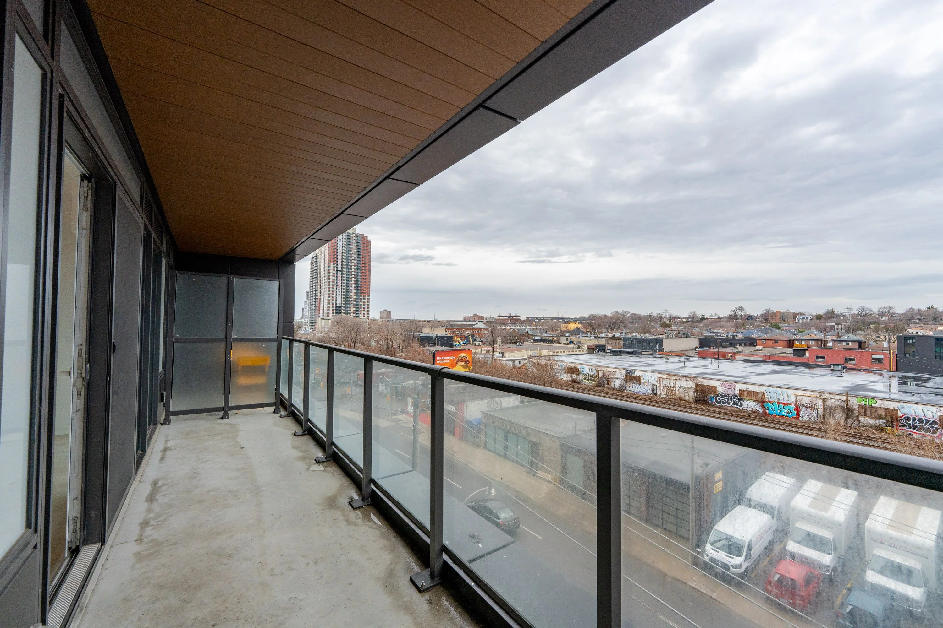 1285 Dupont Street 408, Toronto W02, On M6h 0e3