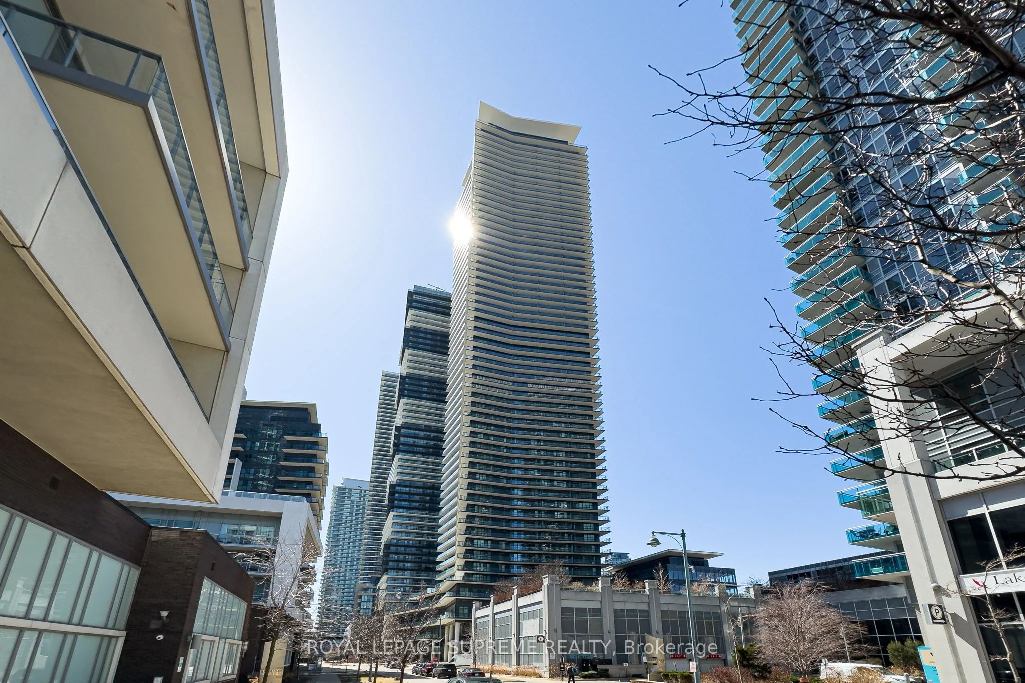38 Annie Craig Drive 2101, Toronto W06, On M8v 0g9