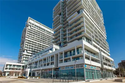 Condo Apartment in Oakville