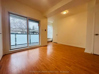 1 Triller Avenue 305, Toronto W01, On M6k 3b7