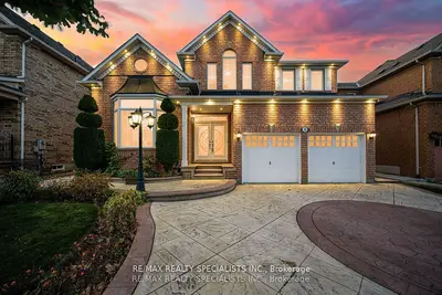 Detached in Brampton