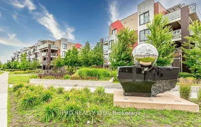Condo Apartment in Mississauga