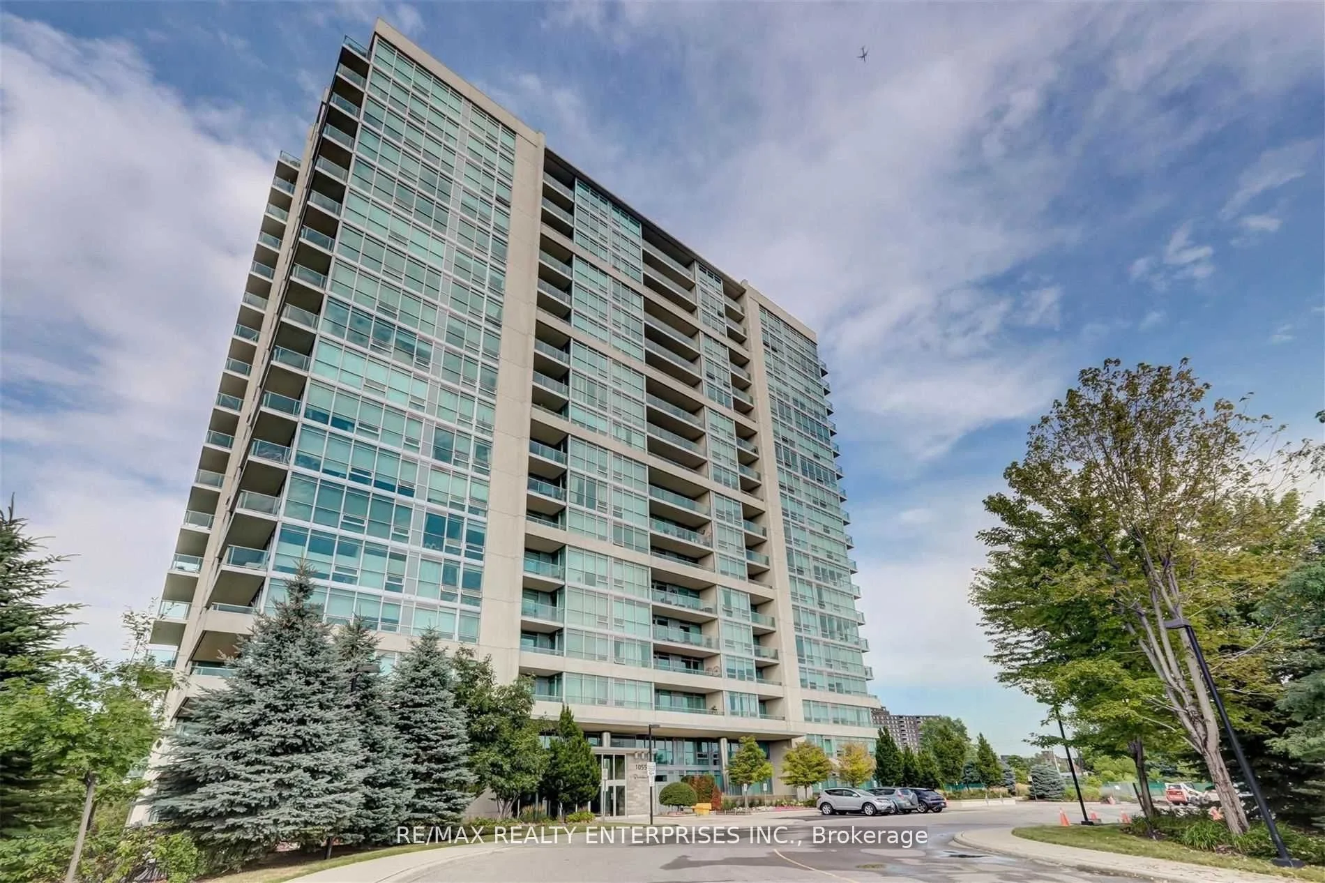 1055 Southdown Road 1303, Mississauga, On L5j 0a3