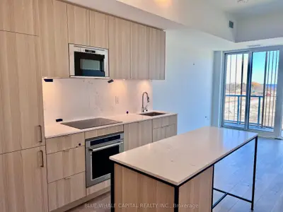 220 Missinnihe Way 412, Mississauga, On L5h 0a9
