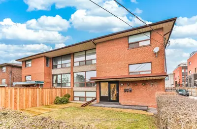 Triplex in Toronto