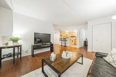 1450 Bishops Gate 106, Oakville, On L6m 4n1
