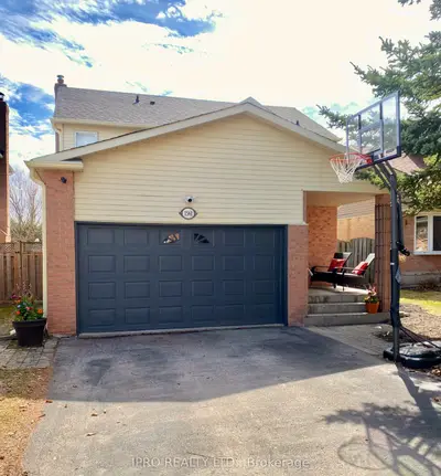 1561 Greenbriar Drive W, Oakville, On L6m 1y7