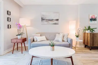 398 Annette Street, Toronto W02, On M6p 1r6