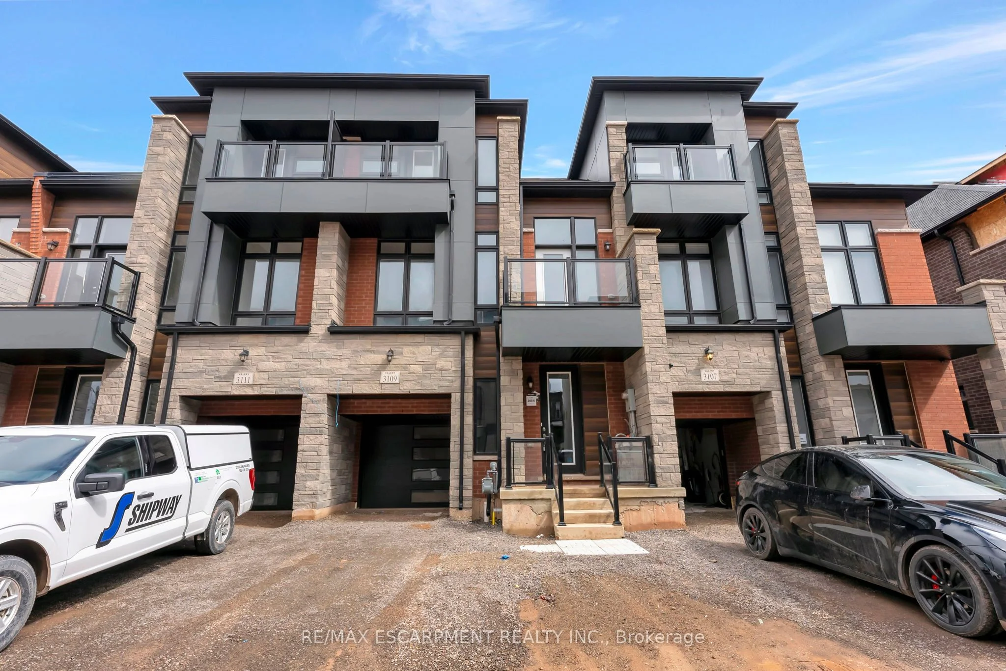 3109 Perkins Way, Oakville, ON L6H 7G1