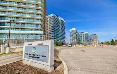 Condo Apartment in Mississauga