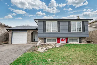 Detached in Burlington