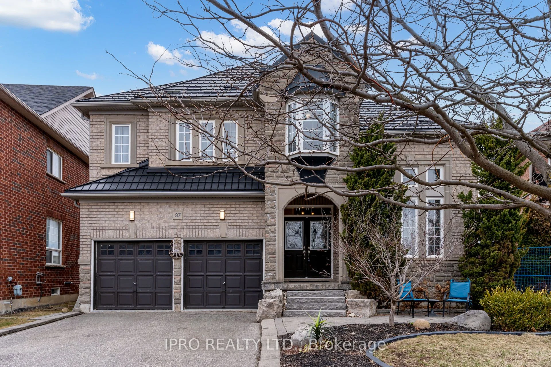 Detached in Caledon