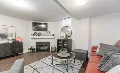 2108 Laurelwood Drive Basement Apartment, Oakville, On L6h 4s7