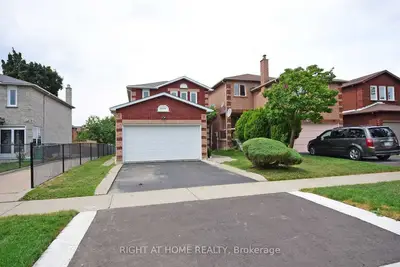 Detached in Mississauga