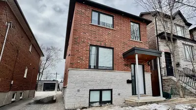 981 Glencairn Avenue 4, Toronto W04, On M6b 2a8