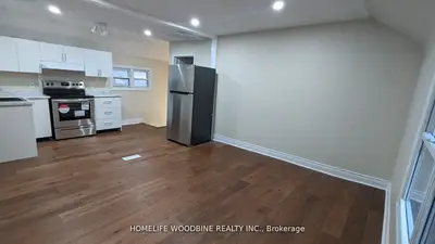 1468 Dundas Crescent, Mississauga, On L5c 1e9