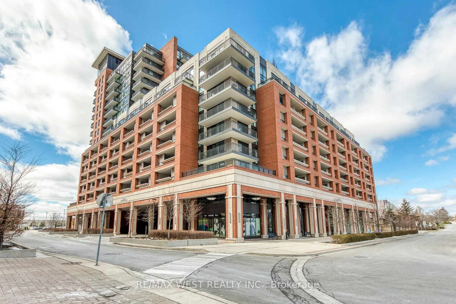Condo Apartment in Toronto