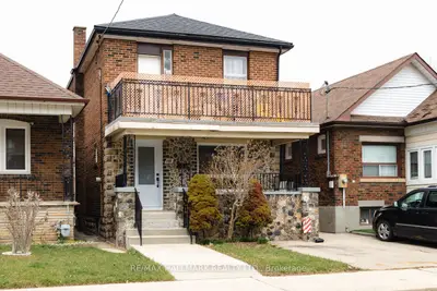 196 Livingstone Avenue Lower, Toronto W04, On M6e 2m2