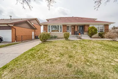 Semi-Detached in Mississauga
