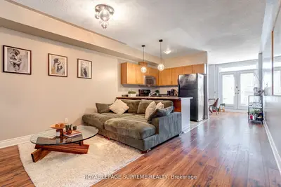Condo Townhouse in Toronto