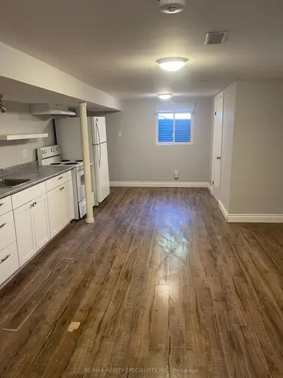 Detached in Burlington