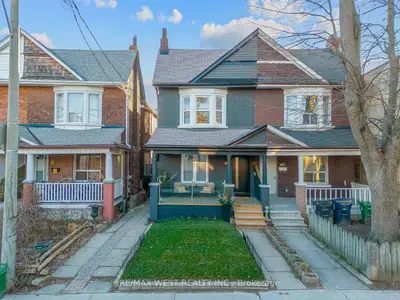 652 St Clarens Avenue Main, Toronto W02, On M6h 3w9