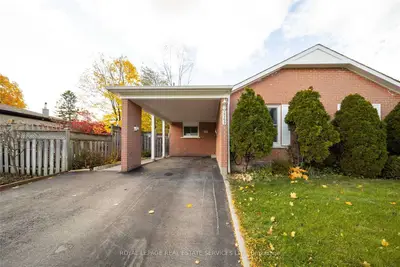 Semi-Detached in Mississauga