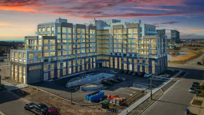 Condo Apartment in Oakville