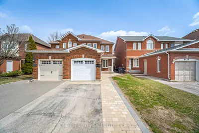 6152 Snowy Owl Crescent, Mississauga, On L5n 7b5