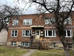 17 South Kingsway Road 4, Toronto W01, ON M6S 3T2