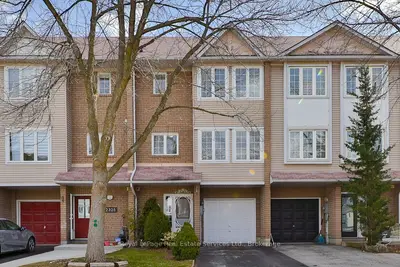 2323 Strawfield Court, Oakville, On L6h 6c2