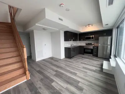 556 Marlee Avenue 914, Toronto W04, On M6b 0b1