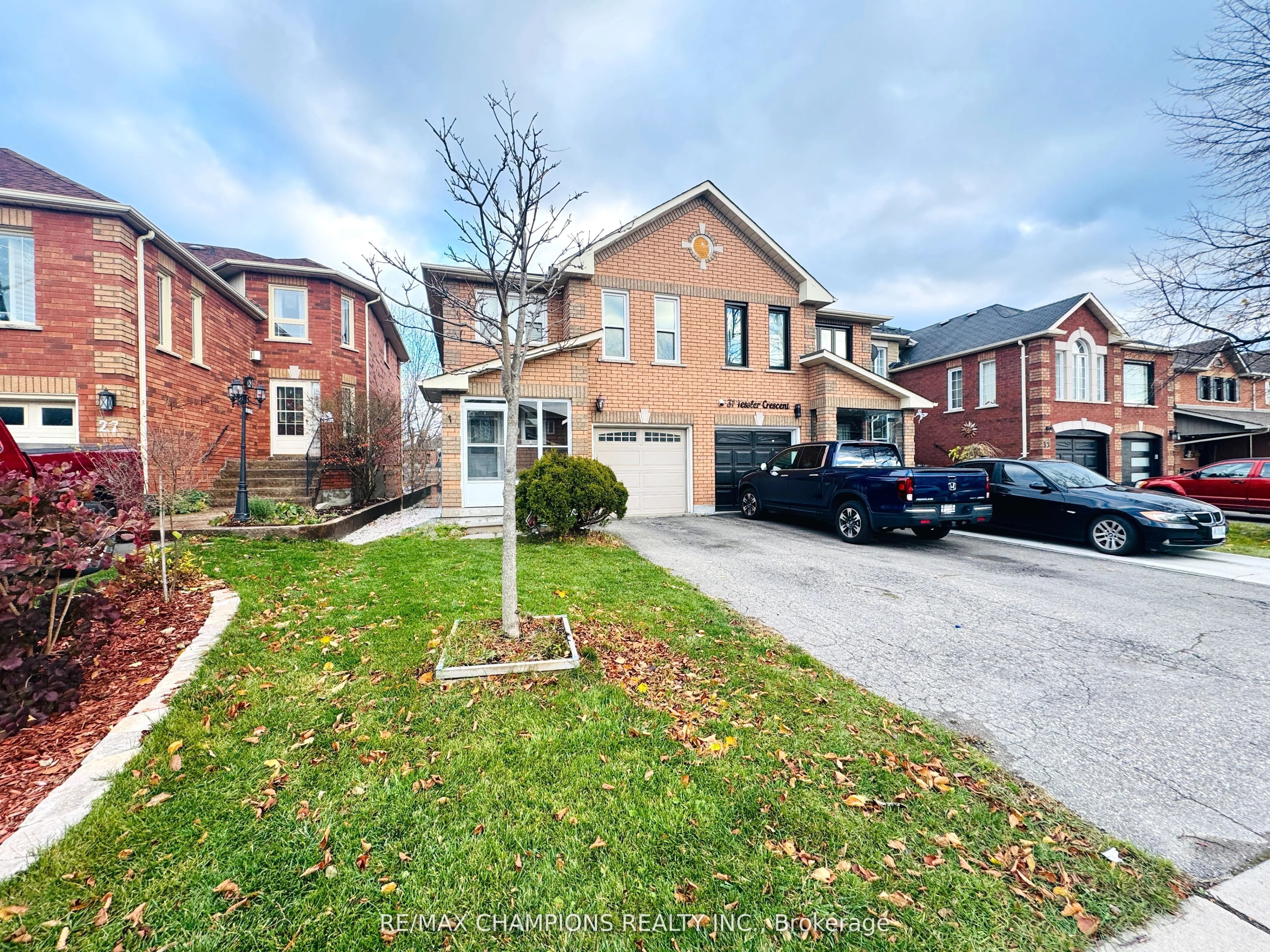 Semi-Detached in Brampton