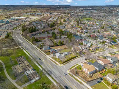 Detached in Burlington