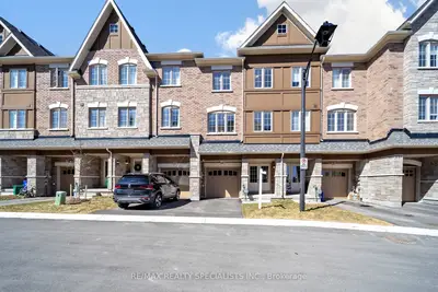 68 First Street 28, Orangeville, On L9w 2e4