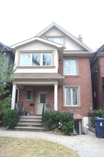 29 Boustead Avenue W Main Floor, Toronto W01, On M6r 1y7