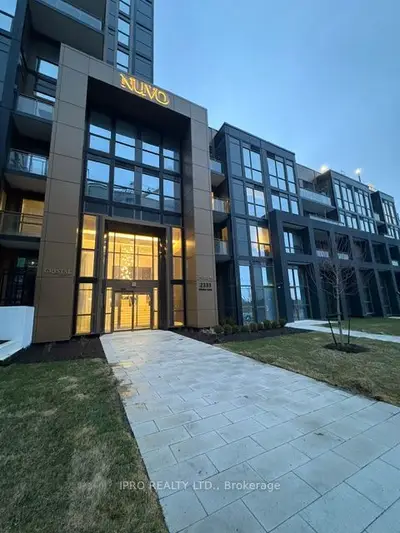Condo Apartment in Oakville