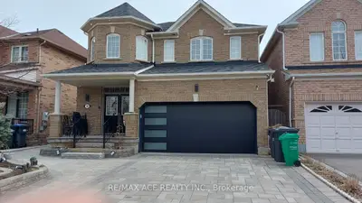 Detached in Brampton