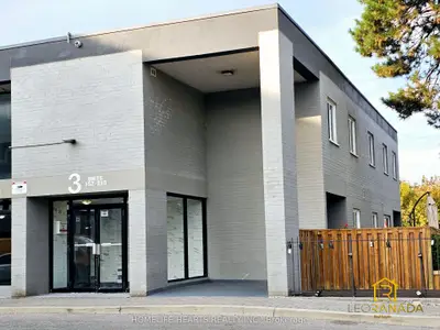 Condo Townhouse in Mississauga
