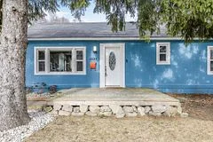 1025 Plains View Avenue, Burlington, ON L7T 1V4