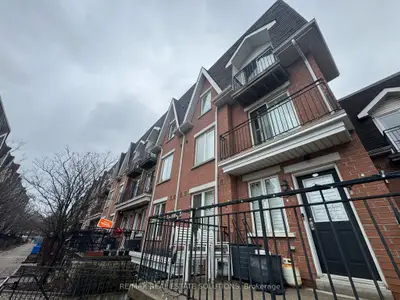 60 Joe Shuster Way 323, Toronto W01, On M6k 1y8