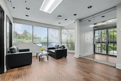 6130 Tomken Road, Mississauga, On L4w 1x7
