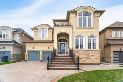 Detached in Brampton