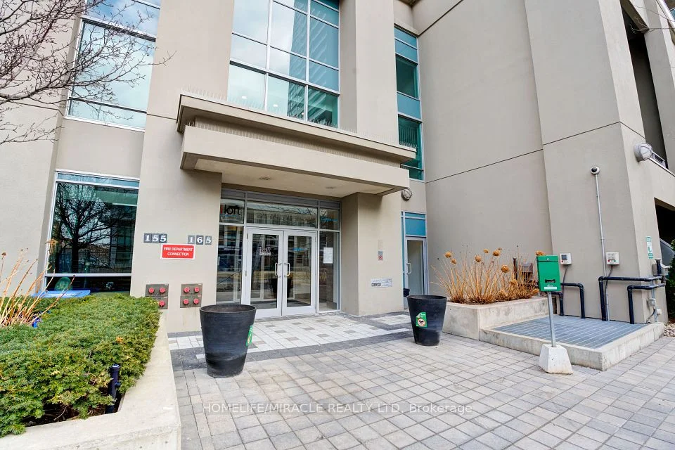 165 Legion Road N 2222, Toronto W06, ON M8Y 0B3