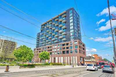 Condo Apartment in Toronto