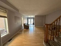 1144 Foxglove Place Main, Mississauga, ON L5V 2N4