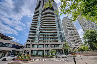 33 Elm Drive W 1702, Mississauga, On L5b 4m2